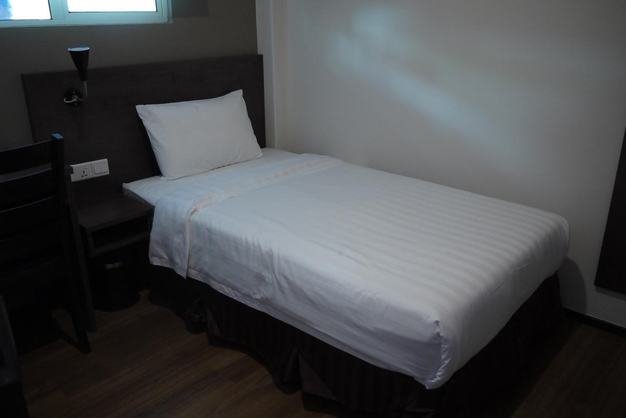 Kl Hotel Labuan Exteriör bild